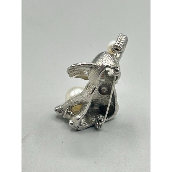 Dimensional Elephant Pin Brooch with Pearls Silver Tone Figural Unsigned Vintage - Picture 4 of 7